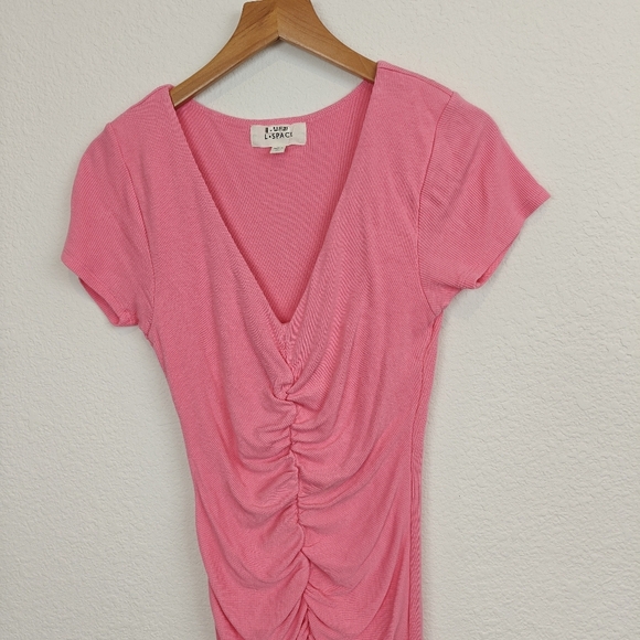L*SPACE NWOT Lani Mini Ruched V-neck Ribbed Dress In Guava Pink Size Small - Picture 6 of 14
